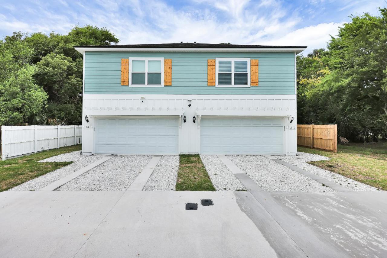 Few Steps To Ocean-4 Beach Cruisers & Free Parking & Private Backyard Jacksonville Beach Bagian luar foto
