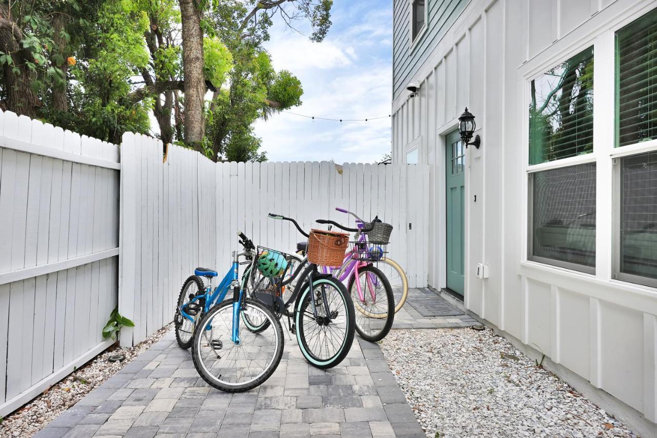 Few Steps To Ocean-4 Beach Cruisers & Free Parking & Private Backyard Jacksonville Beach Bagian luar foto